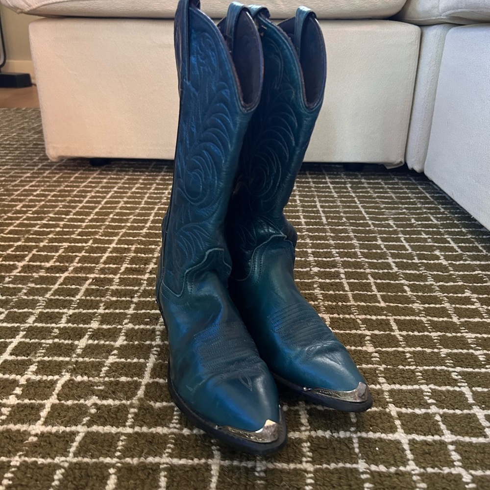 Rare Vintage Acme Teal Embroidered Western Boots